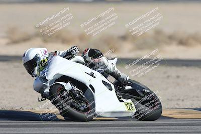 media/Nov-01-2025-CVMA (Sat) [[fc0f7531b8]]/Race 9-Amateur Supersport Middleweight/